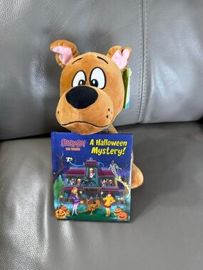 Kohl's Scooby-Doo Brown Plush with Booklet